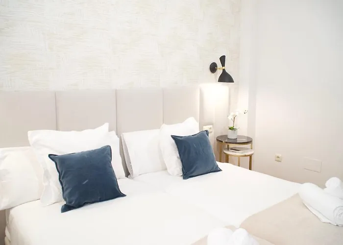 Colon & Soho By Ele Apartments